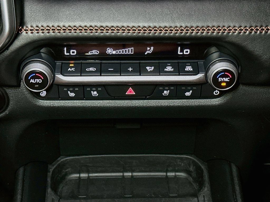 Used 2024 MAZDA CX-50 AWD 2.5 Turbo w/ Cargo Package image 16