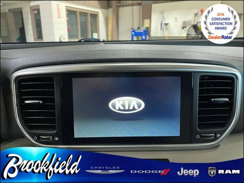 Used 2020 Kia Sportage S w/ S Sunroof Package image 21