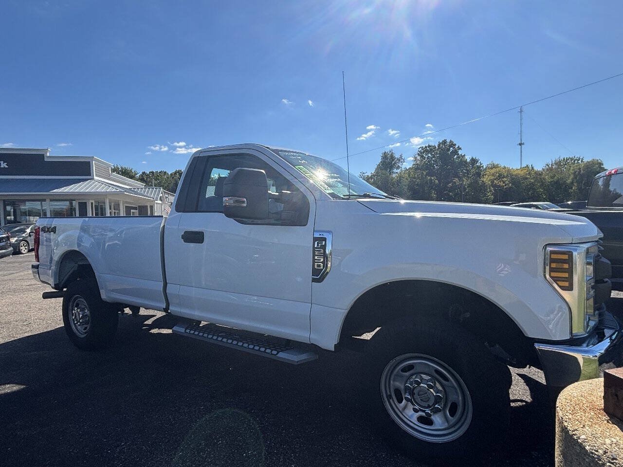 Used 2018 Ford F250 XL w/ Power Equipment Group AWD/4WD image 2
