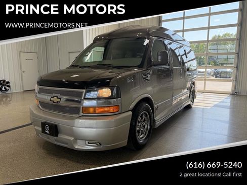 Used 2014 Chevrolet Express 1500 RWD image 1