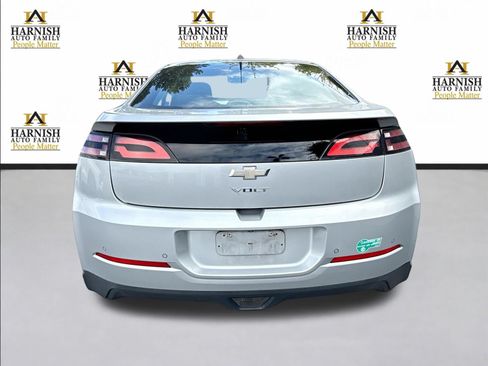 Used 2014 Chevrolet Volt Premium w/ Premium Trim Package FWD image 5