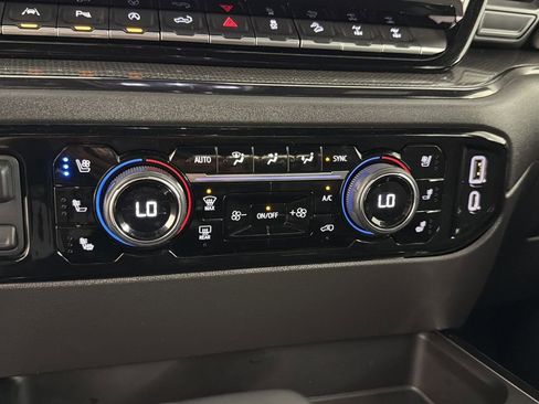 Used 2023 Chevrolet Silverado 1500 ZR2 w/ Technology Package image 31