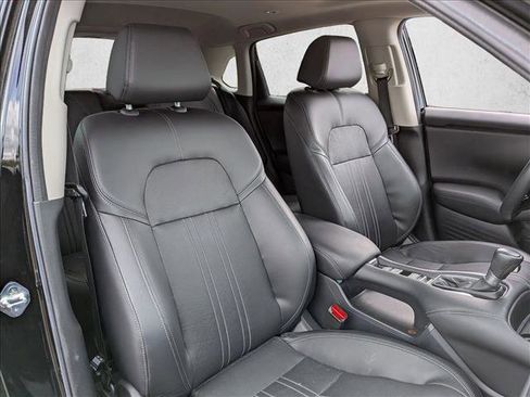 Used 2024 Honda HR-V EX-L image 18