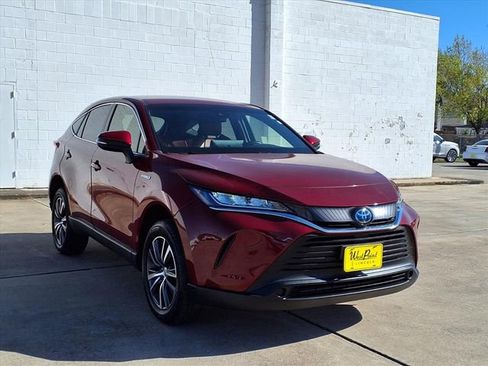 Used 2021 Toyota Venza LE w/ Carpet Mat Package (TMS) AWD/4WD image 20