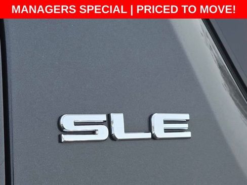 Used 2017 GMC Terrain SLE image 28