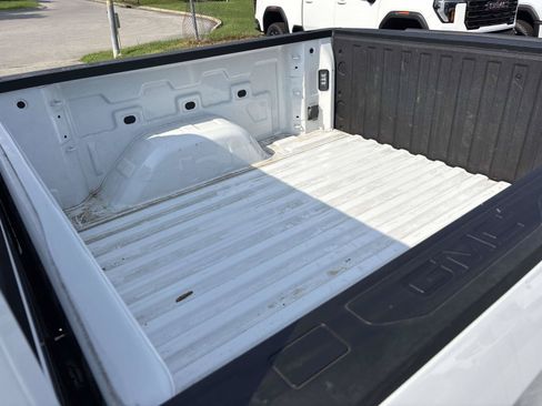 Used 2023 GMC Sierra 1500 Pro w/ Pro Value Package RWD image 33