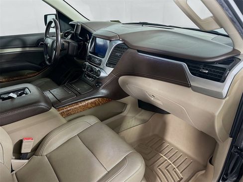 Used 2019 Chevrolet Tahoe Premier image 32