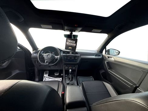 Used 2021 Volkswagen Tiguan SE R-Line image 8
