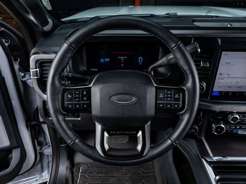 Used 2026 Ford F450 Platinum w/ FX4 Off-Road Package image 19