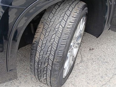 Used 2024 GMC Acadia Denali w/ Super Cruise Package image 11