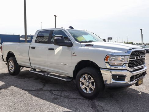 Used 2024 RAM 2500 Big Horn image 3