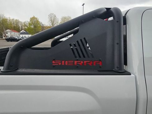 Used 2018 GMC Sierra 1500 SLT w/ All Terrain X Package AWD/4WD image 12