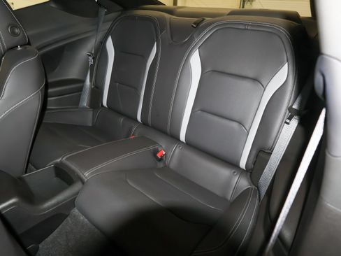Used 2019 Chevrolet Camaro SS RWD image 14