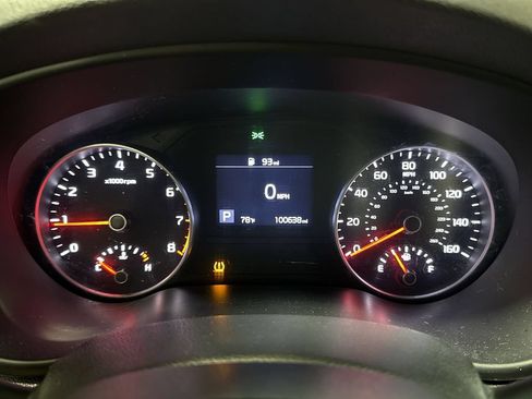 Used 2020 Kia Sportage LX FWD image 12