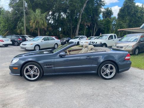 Used 2009 Mercedes-Benz SL 550 w/ Premium I Pkg image 11