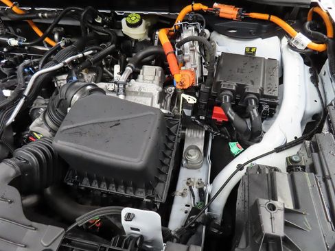 Used 2023 Ford Escape SE image 25