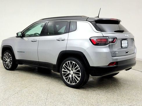 Used 2022 Jeep Compass Limited w/ Elite Group AWD/4WD image 7
