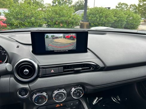 New 2025 MAZDA MX-5 Miata Grand Touring image 18