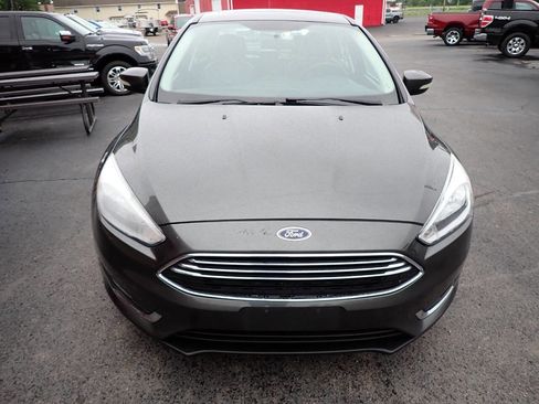 Used 2017 Ford Focus Titanium FWD image 2