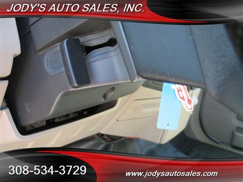 Used 2008 Ford F250 XL AWD/4WD image 6