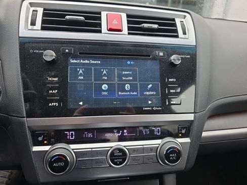 Used 2015 Subaru Outback 3.6R Limited image 19