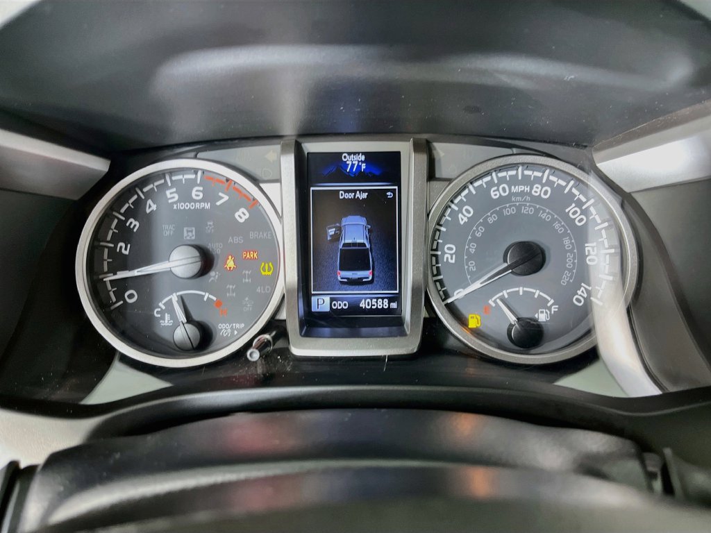 Used 2023 Toyota Tacoma Limited AWD/4WD image 17