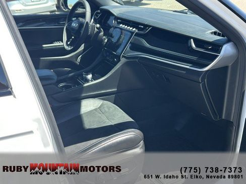 Used 2022 Jeep Grand Cherokee Trailhawk AWD/4WD image 26