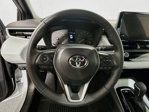 Used 2025 Toyota Corolla SE FWD image 12