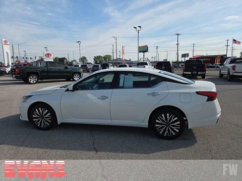 Used 2023 Nissan Altima 2.5 SV image 25