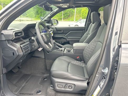 New 2026 Toyota 4Runner TRD Off-Road Premium AWD/4WD image 17