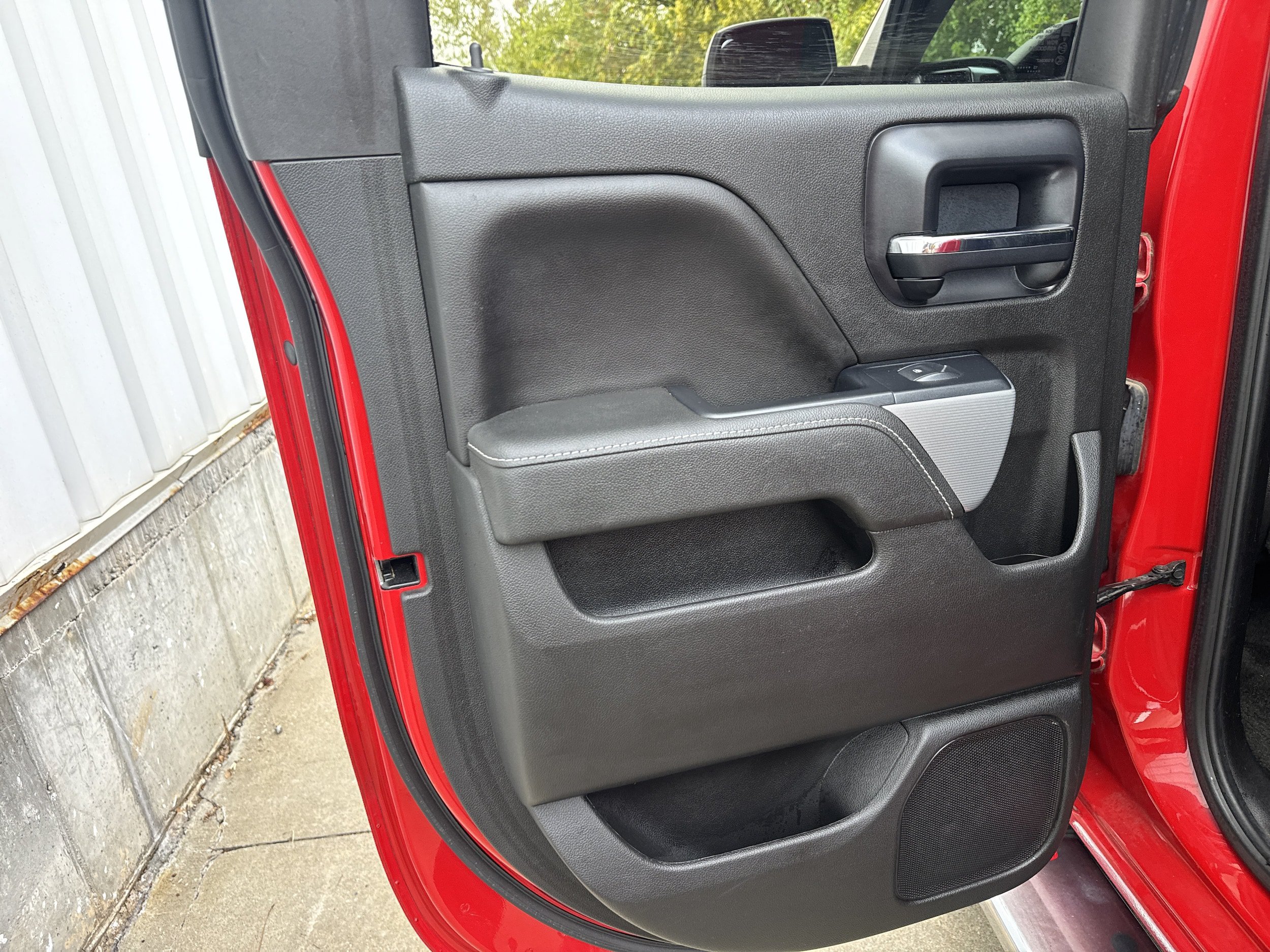 Used 2014 Chevrolet Silverado 1500 LT w/ LT Convenience Package RWD image 15
