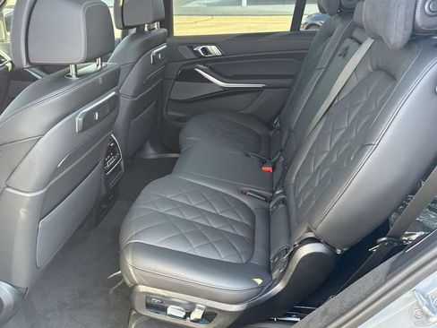 New 2027 BMW X7 xDrive40i w/ M Sport Package AWD/4WD image 8