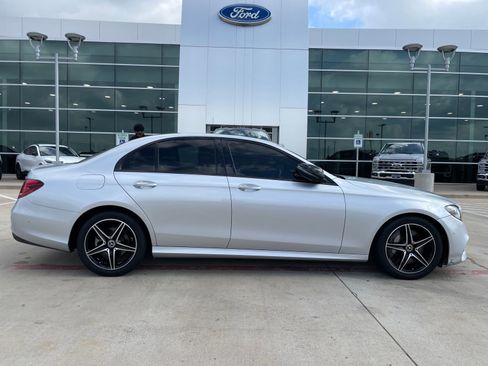 Used 2018 Mercedes-Benz E 300 image 6