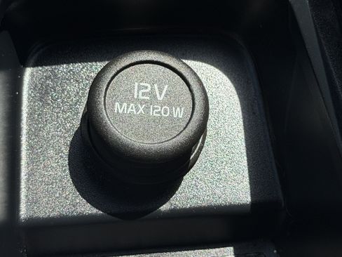 Certified 2024 Volvo XC60 B5 Ultimate w/ Protection Package AWD/4WD image 26