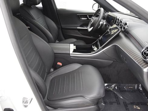 Used 2023 Mercedes-Benz C 300 Sedan image 16