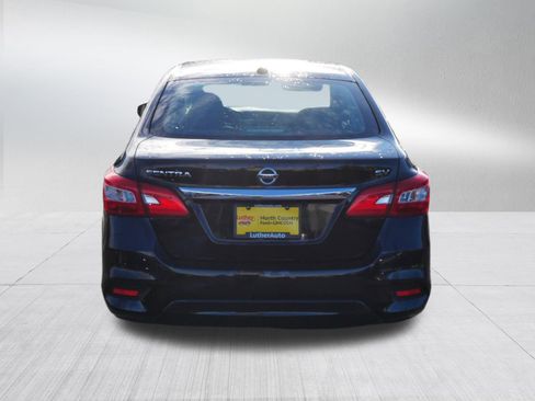 Used 2019 Nissan Sentra SV image 6