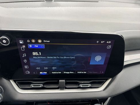 Used 2025 Chevrolet Equinox LT image 21