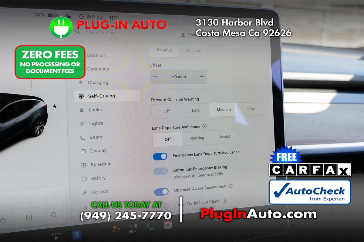 Used 2021 Tesla Model Y Long Range AWD/4WD image 26