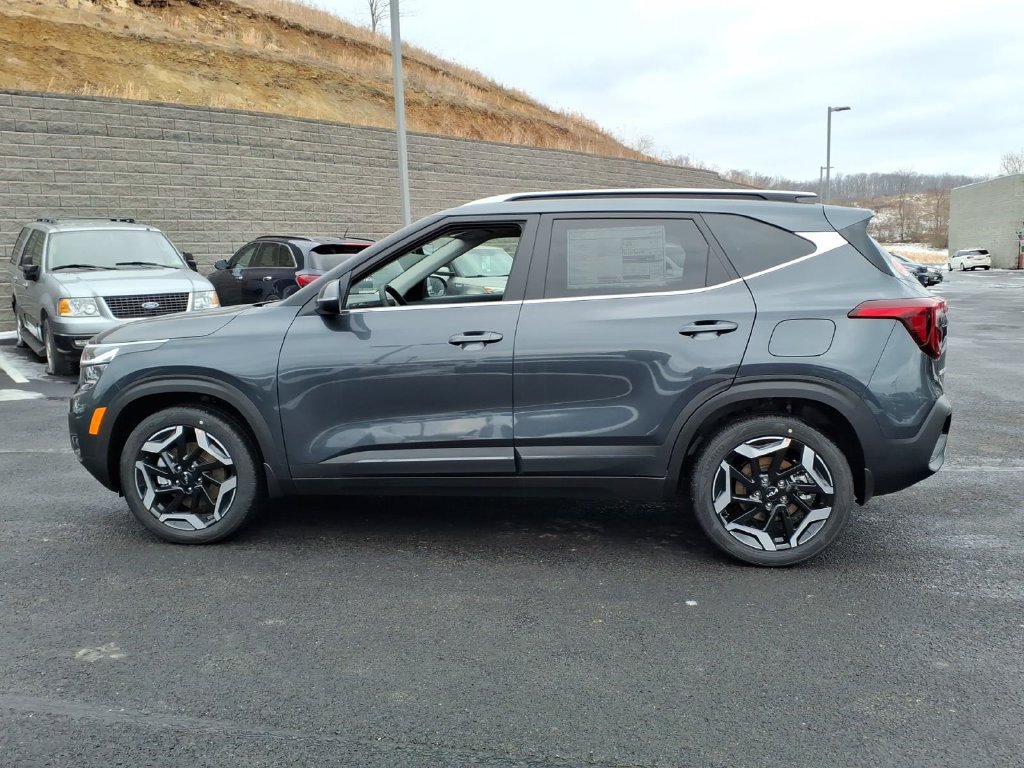 New 2026 Kia Seltos SX w/ SX Sunroof Package AWD/4WD image 2