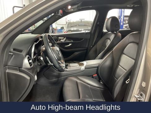 Used 2022 Mercedes-Benz GLC 300 image 8