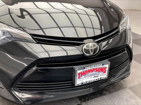 Used 2019 Toyota Corolla LE image 30