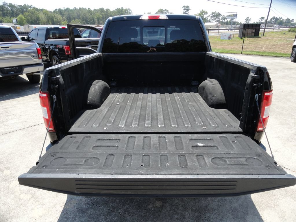 Used 2018 Ford F150 XLT w/ Equipment Group 302A Luxury RWD image 11