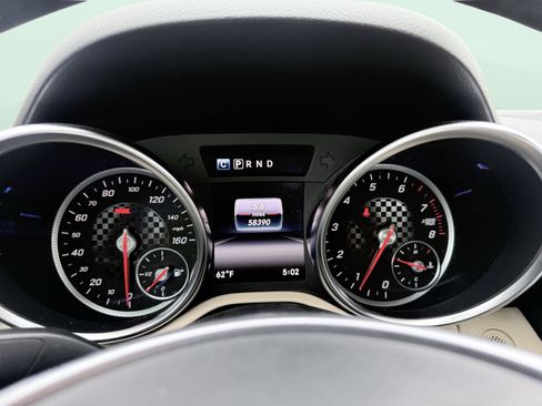 Used 2020 Mercedes-Benz SLC 300 SLC 300 w/ Premium Package image 44