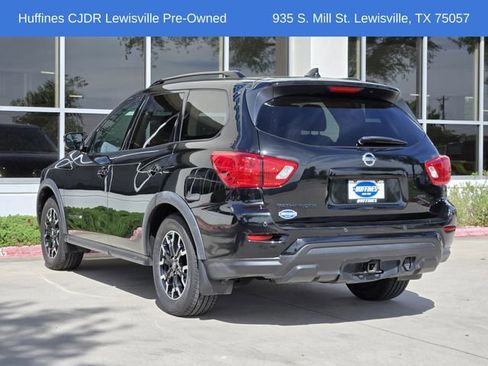 Used 2019 Nissan Pathfinder SL image 5