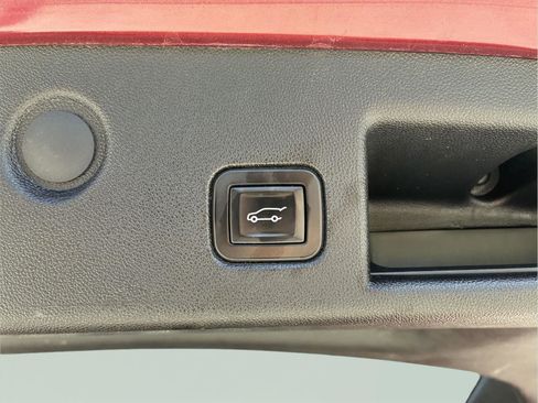 Used 2019 Chevrolet Equinox LT AWD/4WD image 11