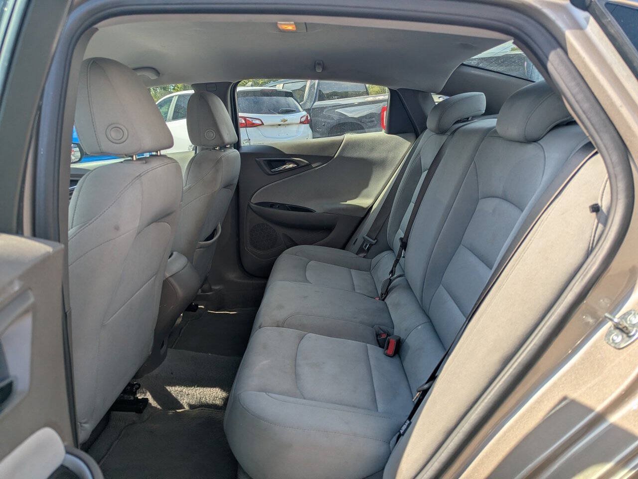 Used 2024 Chevrolet Malibu LS FWD image 15