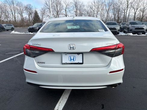 Certified 2022 Honda Civic Sport image 4