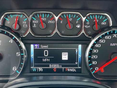 Used 2018 Chevrolet Silverado 1500 High Country image 24