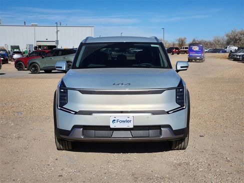 New 2026 Kia EV9 Wind image 5