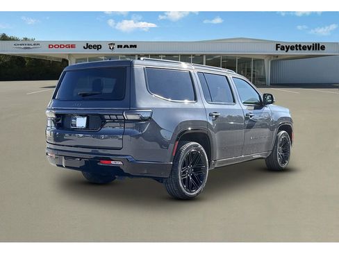 New 2026 Jeep Grand Wagoneer Limited AWD/4WD image 3
